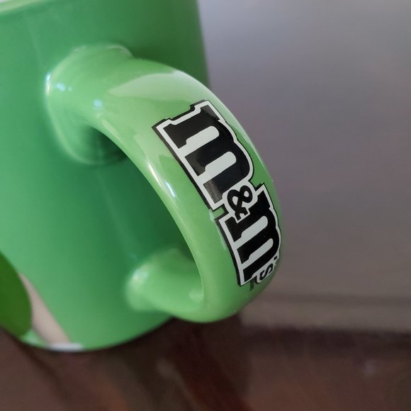 Official GREEN M&M Coffee Tea Beverage Mug Novelty Graphic Logo Candy Like New - Picture 6 of 6